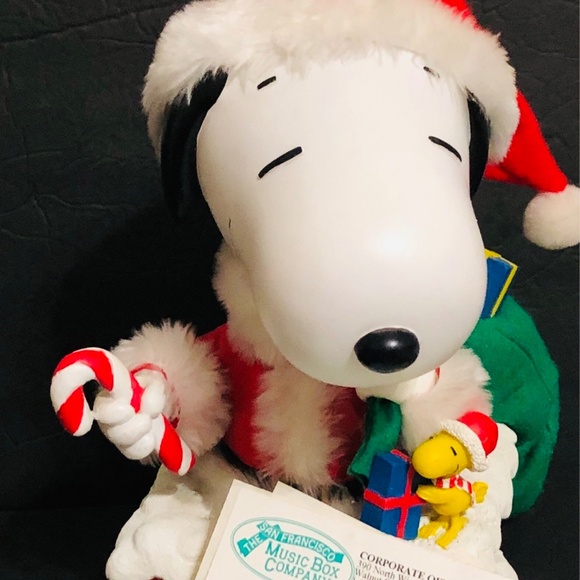 Peanuts 10.75” Snoopy Santa Animated and Musical Tablepiece - Picture 6 of 8